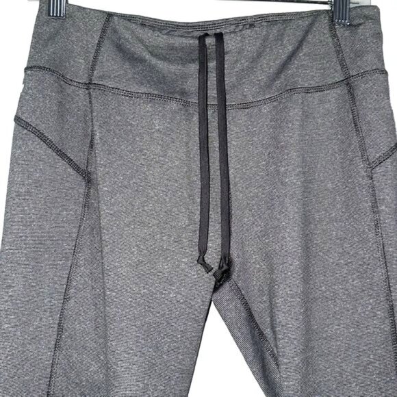 Danskin Now Womens Gray Ruched Capri Leggings Size M - Picture 4 of 11